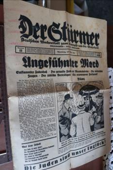 Zeitung - Der Stürmer Nummer 11 1935